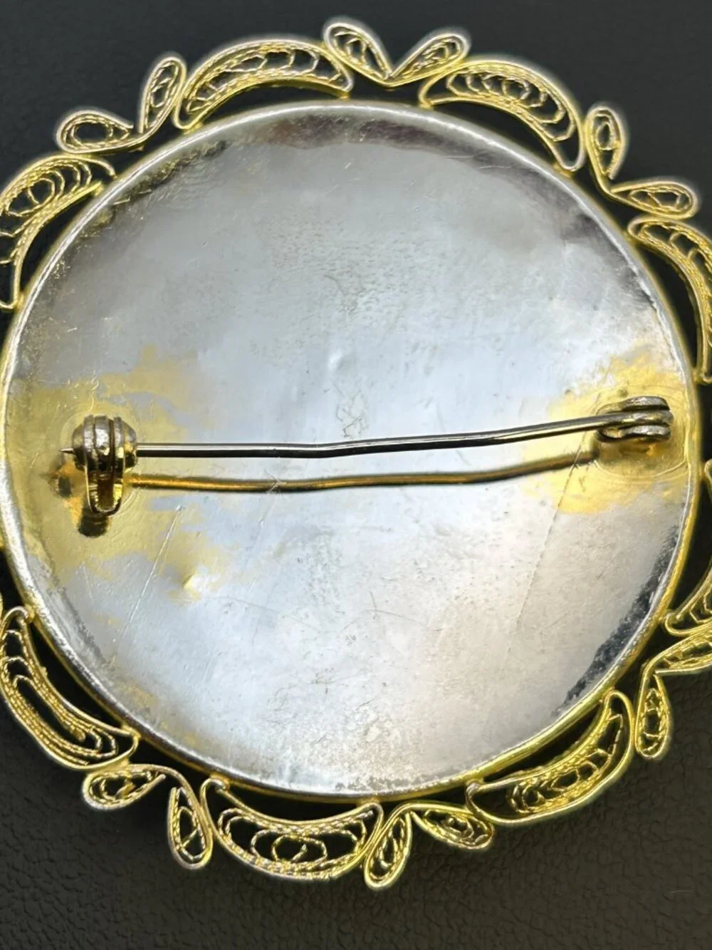 Unique Vintage vintage round